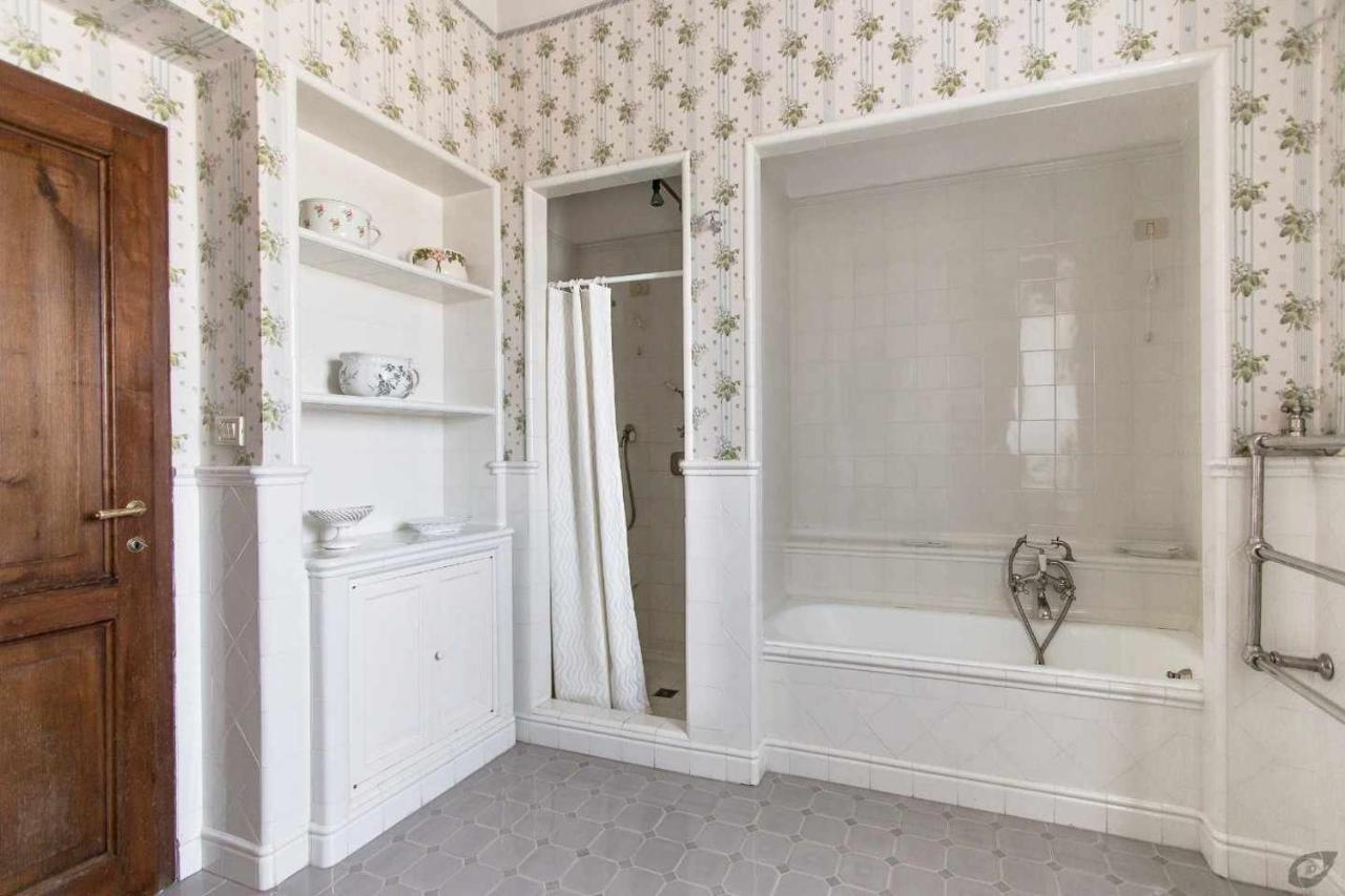 Villa Privata Con Piscina Firenze Chianti บันโญ อา ริโพลี ภายนอก รูปภาพ