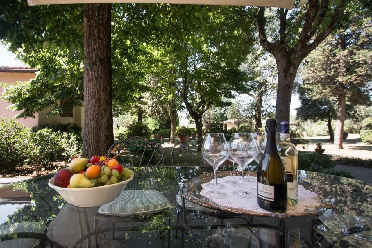 Villa Privata Con Piscina Firenze Chianti บันโญ อา ริโพลี ภายนอก รูปภาพ